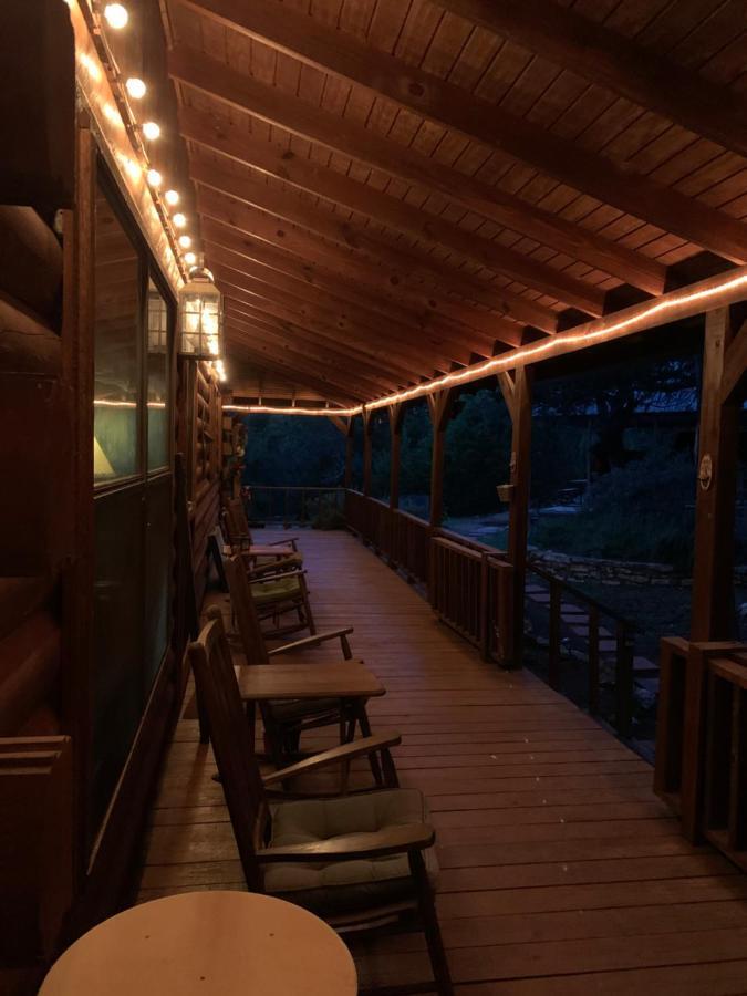 Lakewood Harbor Lake Whitney Log Cabin מראה חיצוני תמונה